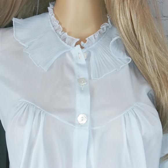 Vintage bed jacket size small - Picture 2 of 2